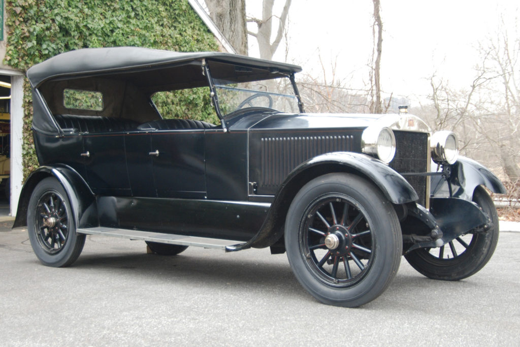 The 1922 Stanley Model 740 is an all black car with a black top